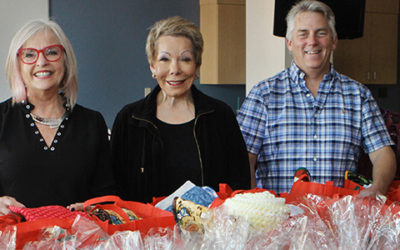 La Mesa Chamber Annual Senior Holiday Project “Puts a Little Love” in Many Hearts!