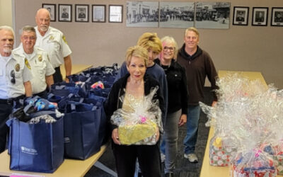 La Mesa Chamber Annual Senior Holiday Project “Puts a Little Love” in Many Hearts!
